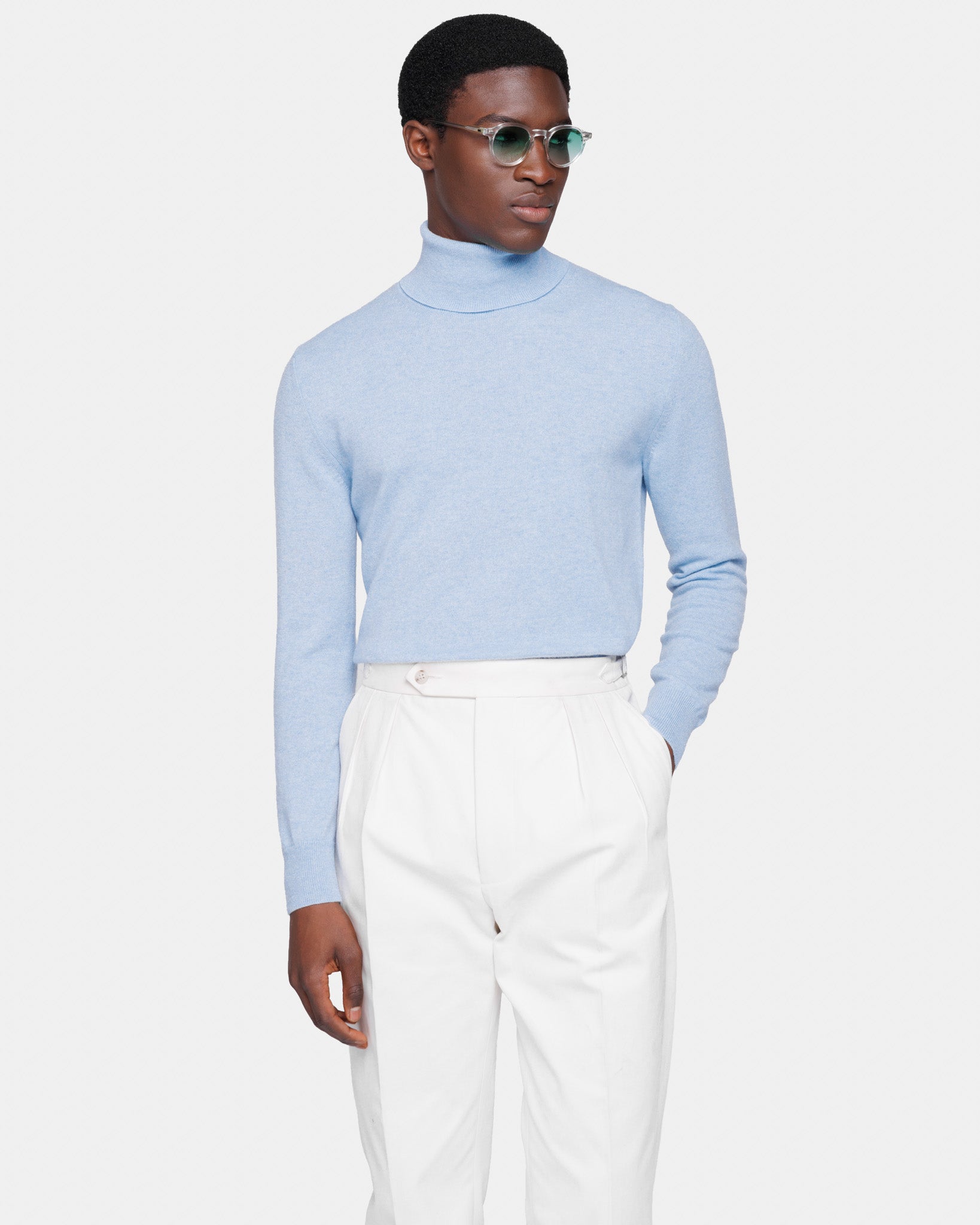 Sky Blue Long Sleeve Turtleneck in 100% Pure Cashmere Crown Reserve | Filatori